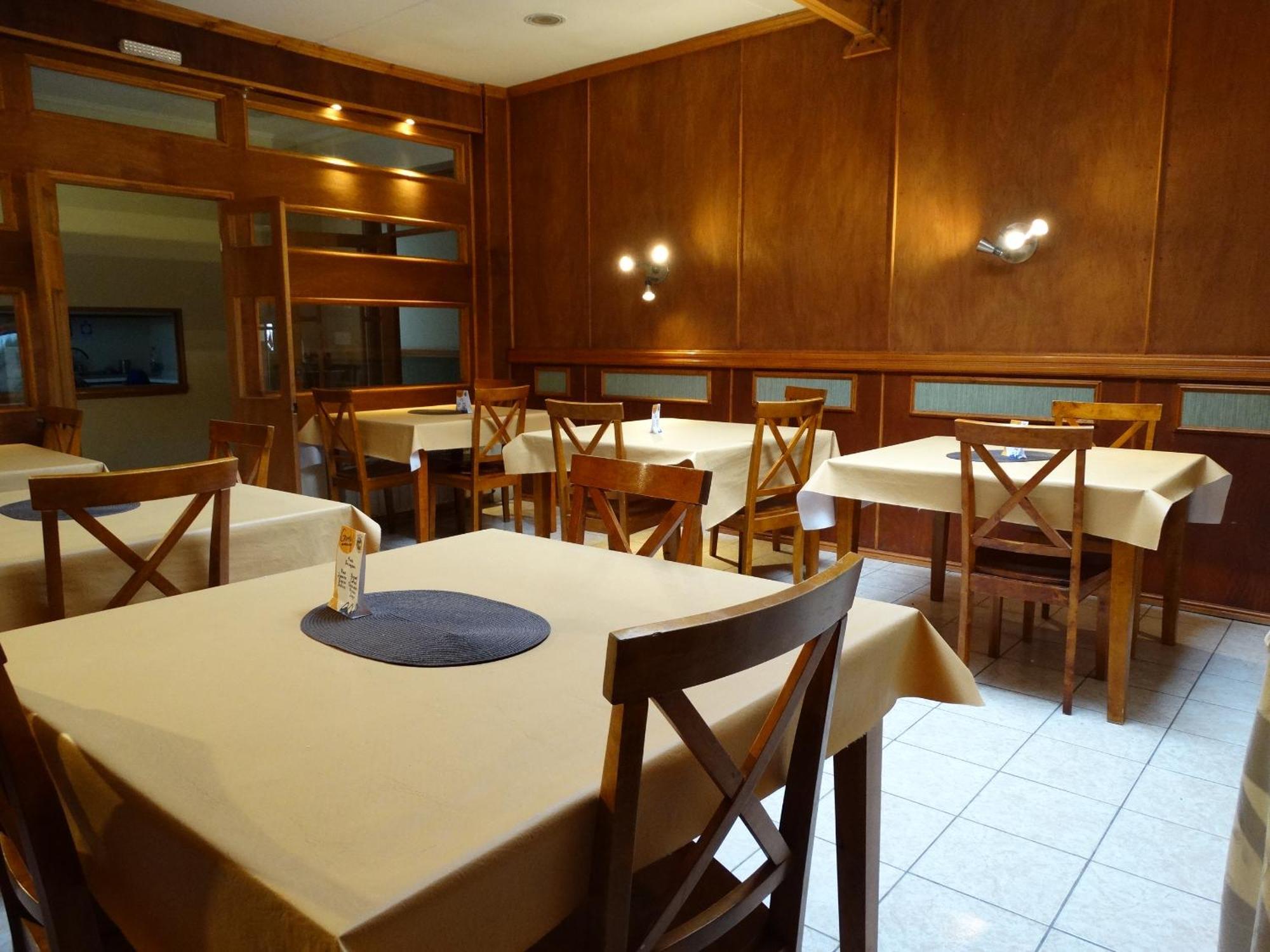 Hostal Don Guillermo Puerto Natales Bagian luar foto