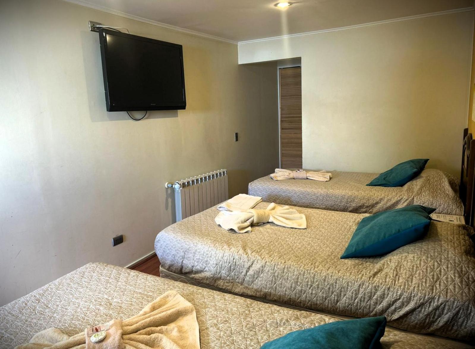 Hostal Don Guillermo Puerto Natales Bagian luar foto