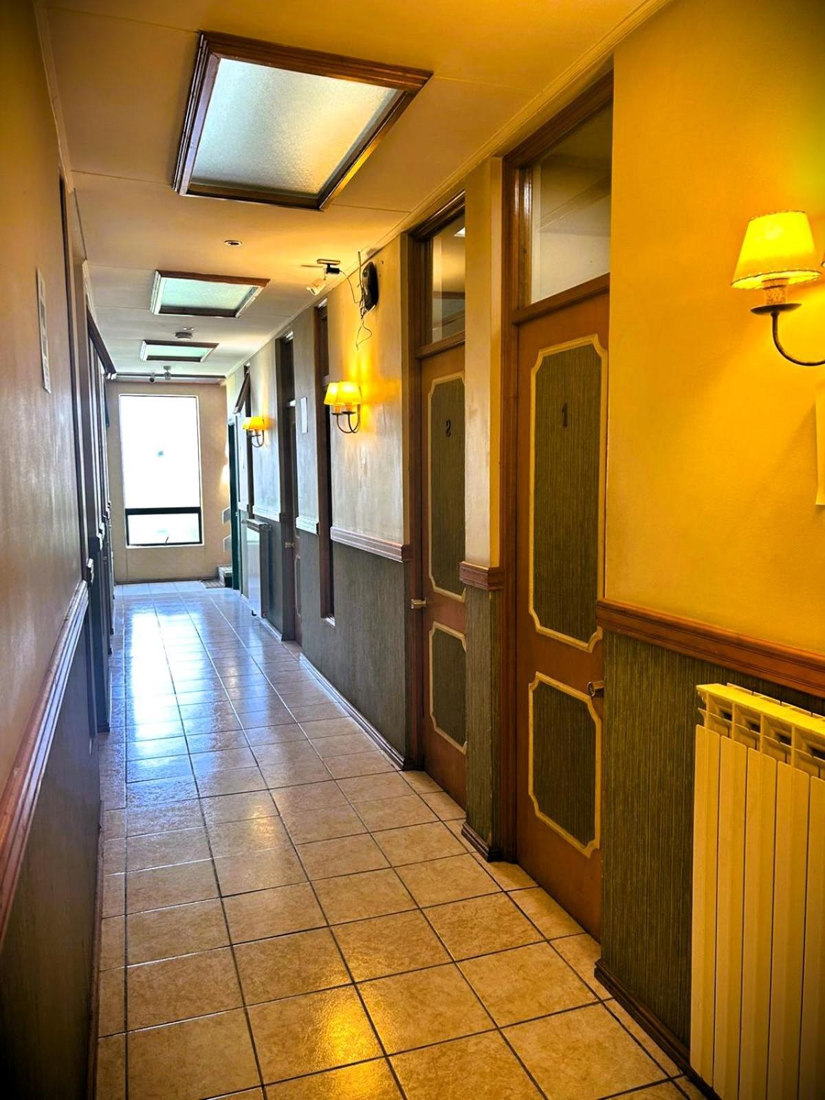 Hostal Don Guillermo Puerto Natales Bagian luar foto