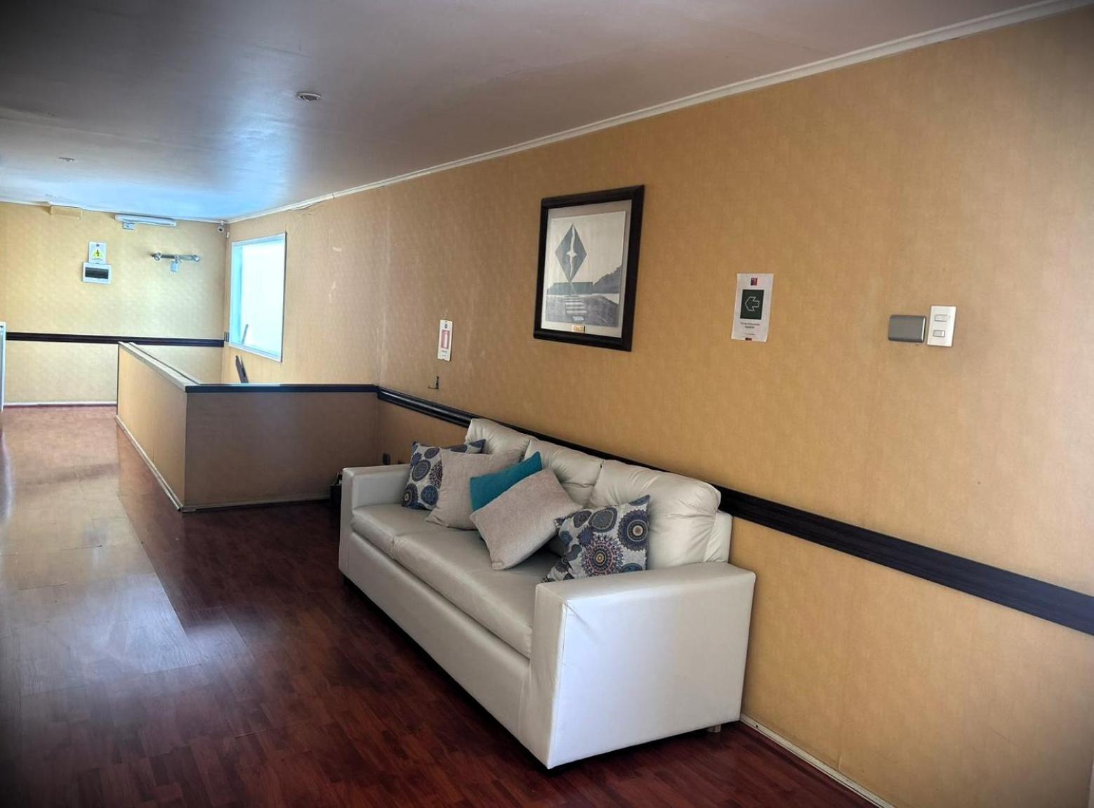 Hostal Don Guillermo Puerto Natales Bagian luar foto