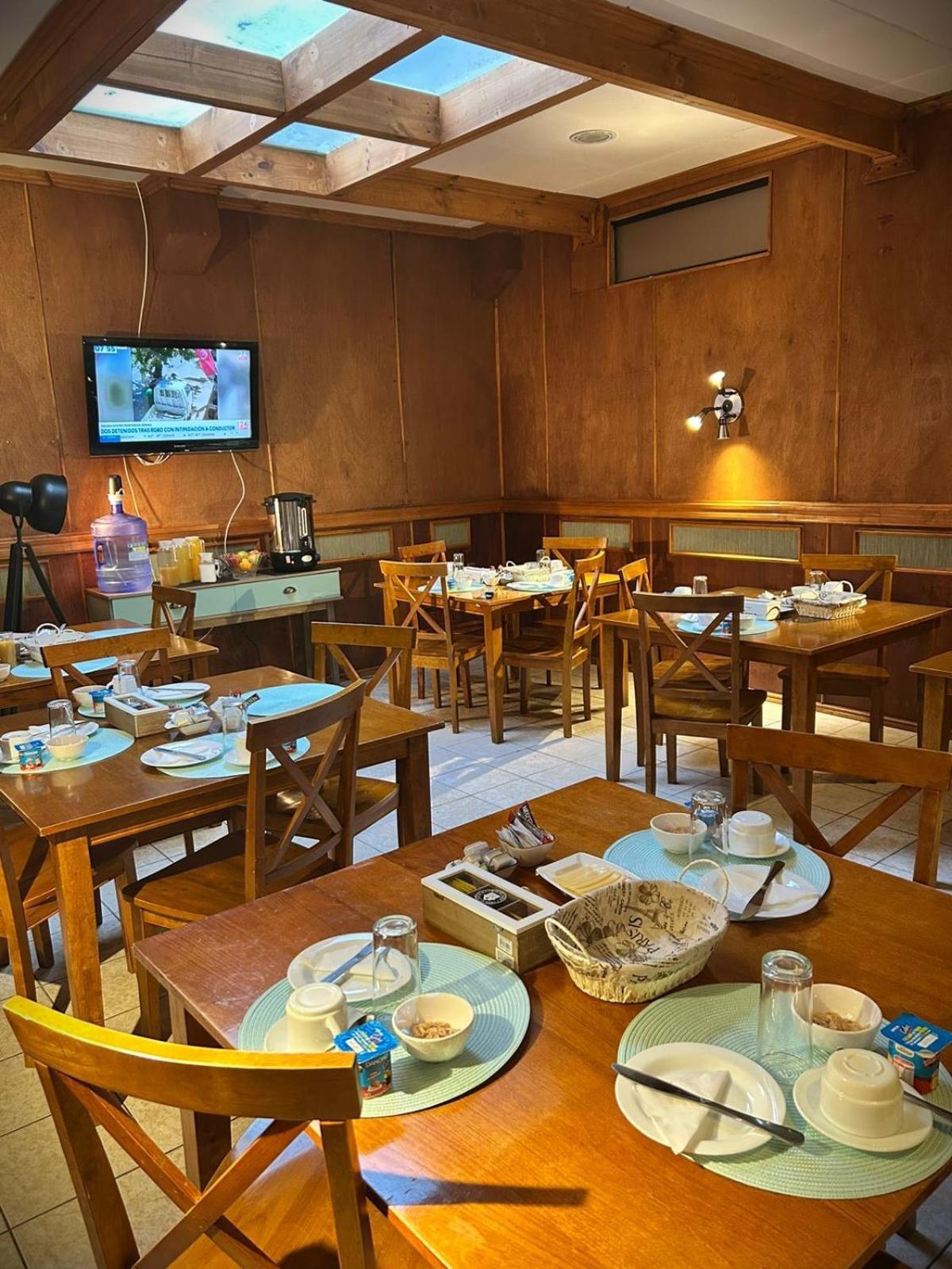Hostal Don Guillermo Puerto Natales Bagian luar foto