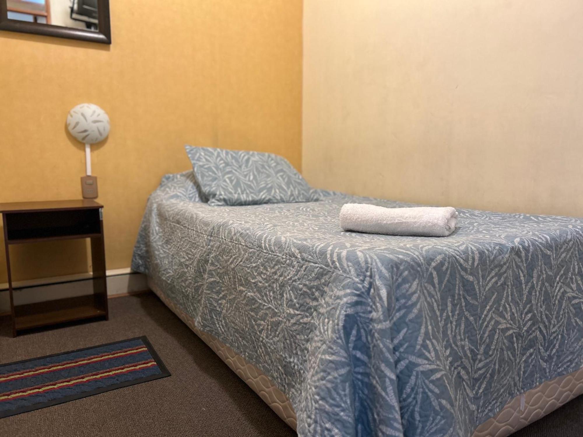 Hostal Don Guillermo Puerto Natales Bagian luar foto
