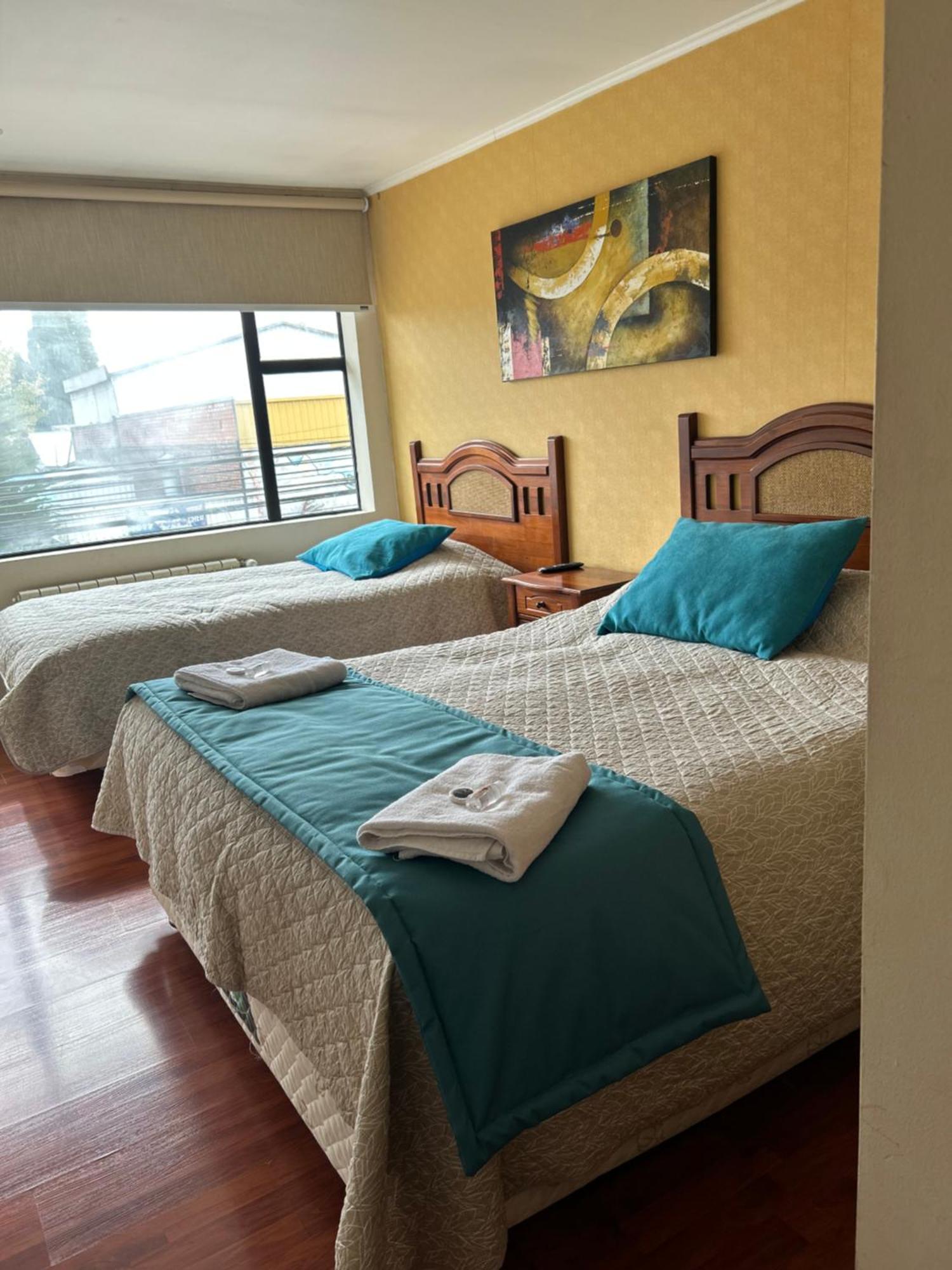 Hostal Don Guillermo Puerto Natales Bagian luar foto